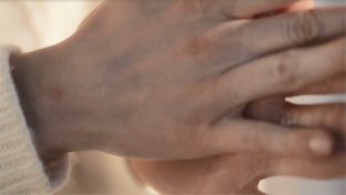 Ten-Uses-Of-Elixir-Ultime-Elixir-Ultime-Article-03-Kerastase